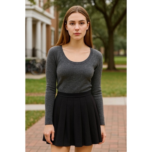THEORY Demonte Royal Gray Cashmere Scoop Neck Sweater Pullover Knit P Tall XS - Picture 1 of 12